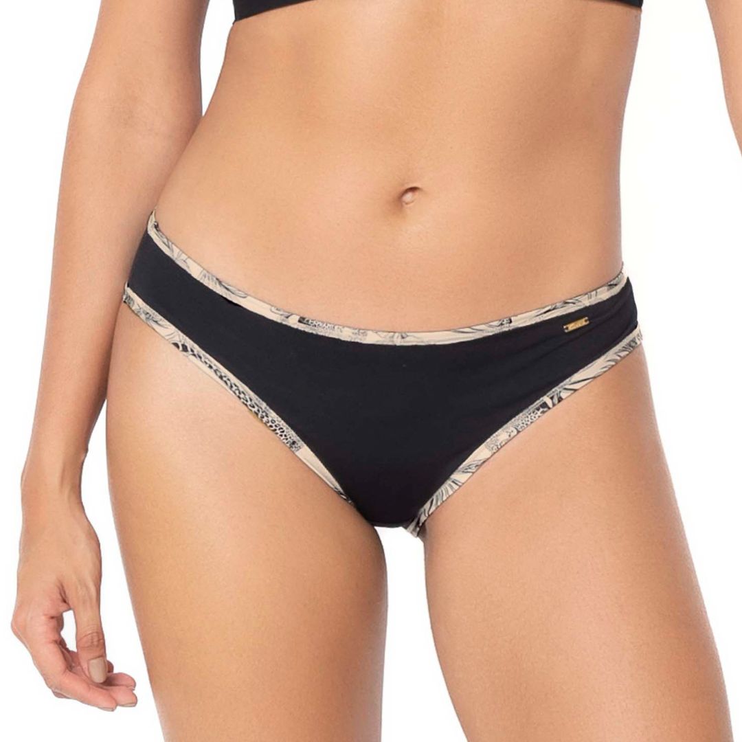 PANTY CON SESGOS EN PIERNA Y CINTURA NEGRO