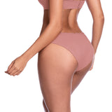 PANTY CLÁSICO DE ALGODÓN PARA MUJER