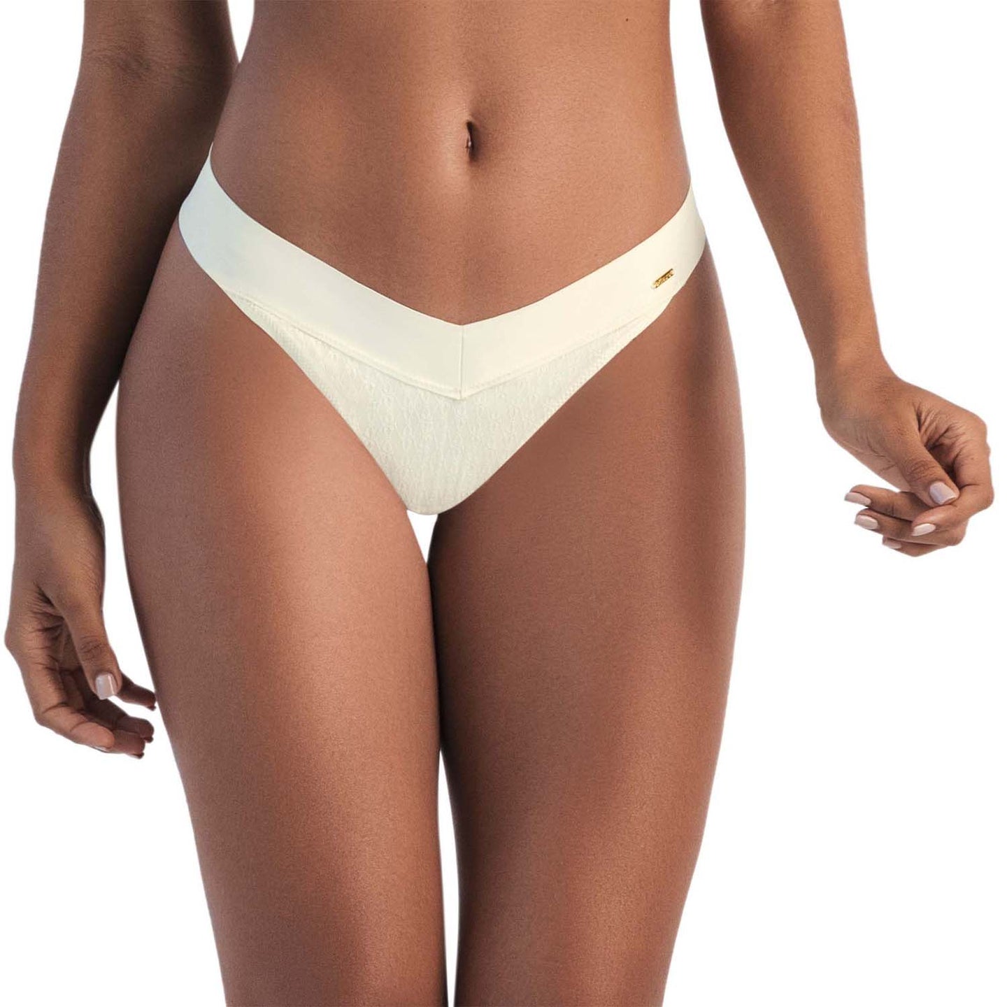 BRASILERA CON BLONDA EN DELANTERO Y POSTERIOR VAINILLA