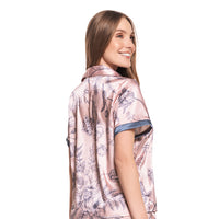 CAMISETA DE PIJAMA ELABORADA EN SATÍN