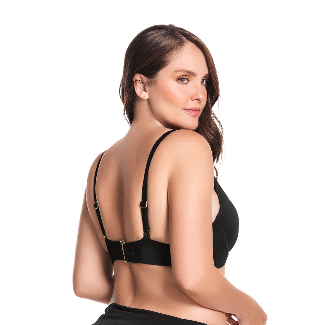 TOP DE VESTIDO DE BAÑO CON BRACHE DE 3 NIVELES